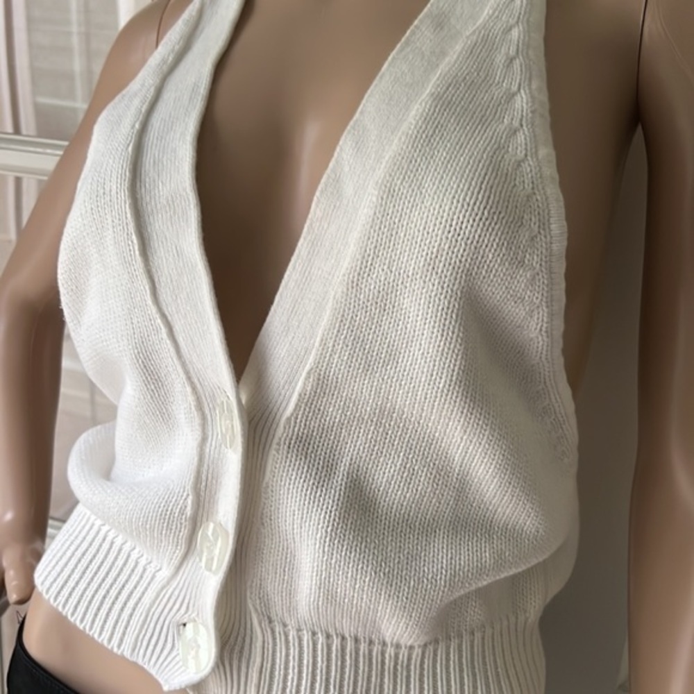 Elle cute off white knit racer back button down vest - Picture 2 of 8